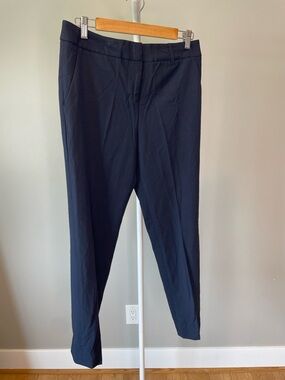Tahari Women’s Navy Dress Pants with Classic Finish - Size 10